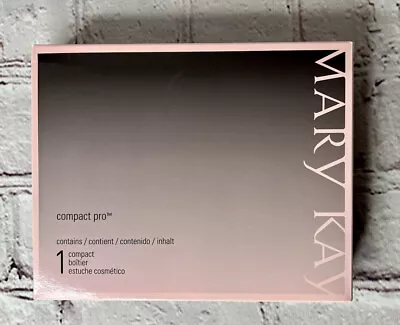 BRAND NEW Mary Kay Compact Pro Palette Large Unfilled Magnetic With Mirror • $15