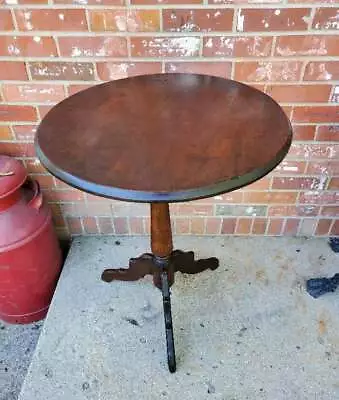 Vintage Walnut Table Round Fern Plant Stand Well Made  - Local Pick Up Available • $99.99