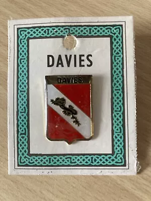 Davies Coat Of Arms Pin Badge • £0.99