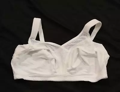 Miss Mary Women's Comfort Strap Wireless Cotton Fresh Bra CL8 White Size 42D • $24.99