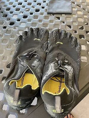 Vibram FiveFingers V-Trail 2.0 Black Textile Drawstring Shoes Men’s 11.5 • $50