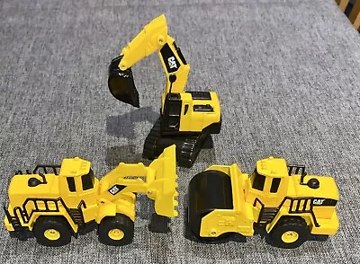 Funrise CAT Excavator Digger Road Roller Die Cast & Plastic Toy Model Set 2019 • £7.99