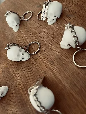 £3.99 • Buy Skull Keyring, Halloween, Gothic, Goth, Death (WHITE PETG & ZINC)