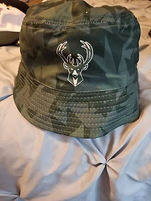 2022-2023 Milwaukee Bucks Reversible Camouflage/Green Bucket Hat SGA 11/2/23 • $9.99