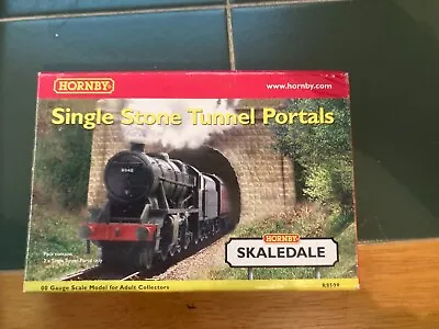 Hornby R8509 Single Stone Tunnel Portals (Pack Of Two) Hornby OO Gauge • £14.99