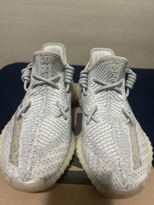 $280 • Buy Yeezy 350 V2 Lundmark