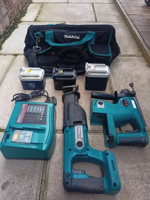 £40 • Buy Makita BHR200 Cordless SDS Hammer Drill