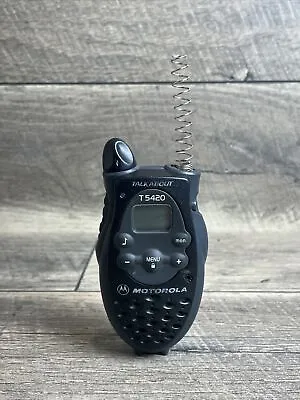 Motorola Talkabout T5420 Black 14-Channel 2-Miles Two-Way Radio Walkie Talkie • $19.99