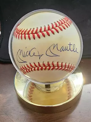 Mickey Mantle Signed Autographed Baseball • $500