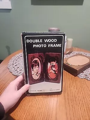 Wood Double Hinged Vintage Oval Picture Frame 1970's 80's Original Box  • $14.99