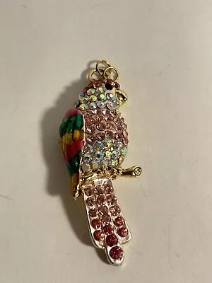 Betsey Johnson Enamel & Crystal Macaw Parrot Bird Pendant Sweater Necklace Rare • $19.78