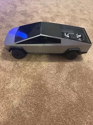 Rc Cyber Truck “no Cyber Quad” Used Got Some Scratches .  • $69.99