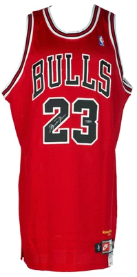 $19071.12 • Buy Michael Jordan Signed Chicago Bulls Red 1998-99 Nike Basketball Jersey UDA
