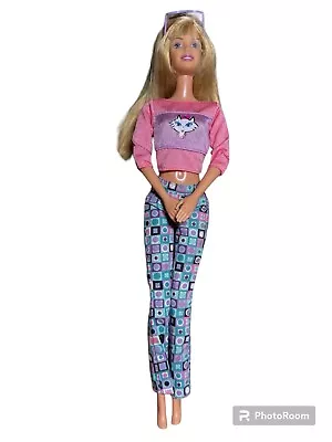 Kitty Fun Barbie 2000 • $10