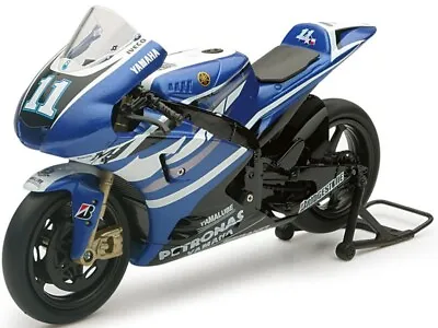 Yamaha Yzr-m1 1:12 Ben Spies No. 11 2011 Yamaha Factory Racing Motobike 57423 • $24.99