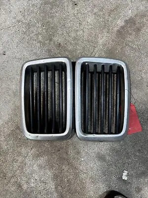 Bmw E28 520 M20 1981-1988 Front Grille Mask 5113 1873253 • $99.99