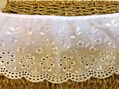 White Broderie Anglaise Lace Gathered Trim Width 10cm Beautiful Design • £3.75