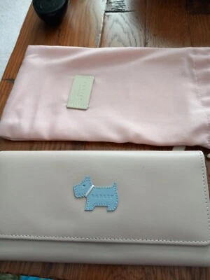 £12.50 • Buy Brand New Radley Purse