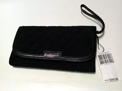 Nwt Womens Vera Bradley Classic Black Trimmed Wristlet * Color: Classic Black Qu • $34.99