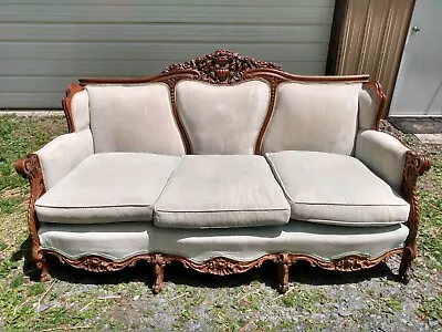 Hecht Brothers Victorian Rococo Style Couch Sofa Light Green • $450