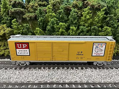 MTH Premier Union Pacific Double Door Box Car 20-90022B UP • $49.99