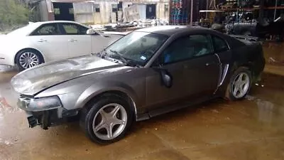 Manual Transmission 6-238 3.9L Fits 99-04 MUSTANG 572131 • $345