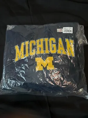 Michigan Wolverines Men's Maze & Blue Hoodie Sweatshirt X-Large Brand New • $24.50