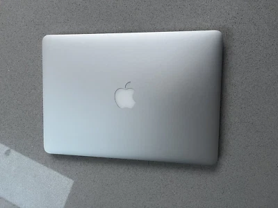 £87 • Buy Apple MacBook Pro 13.3  A1502 - Core I5, 2.7ghz - 8GB RAM - 128GB SSD