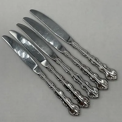Oneida Silver Deluxe Mozart Dinner Knife Lot 5 Stainless 9  Glossy Scalloped • $9.99
