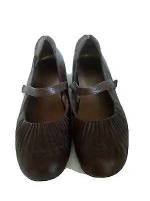 Me Too 'Solar' Mary Janes Patent Leather Upper Women Size 10 M • $19.99