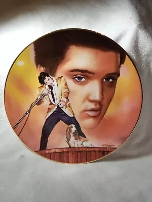 Elvis Presley  Hound Dog  Collector Plate (733) • $12.99