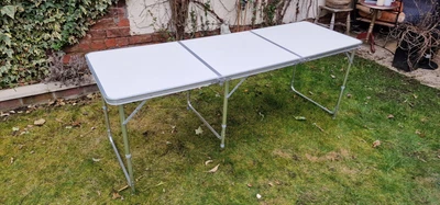 £5 • Buy Aluminium Folding Camping Table