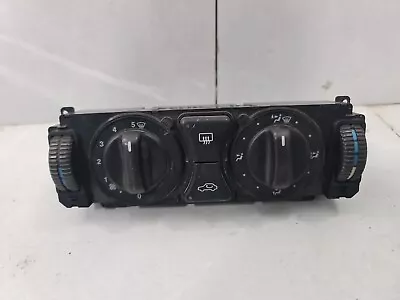 2108300185 Heater/climate Control Unit Mercedes E W210 1997 210 830 01 • $65