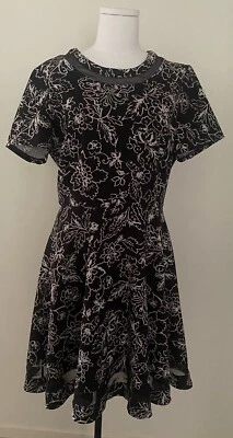 $18 • Buy TOKITO Fit N’ Flare Lined Floral Dress Size14-China