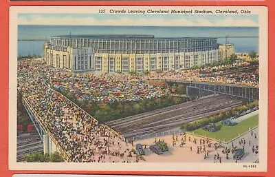 Cleveland Oh/ Crowds Leaving Cleveland Municipal Stadium/ Linen Postcard • $0.50