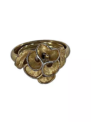 Vintage Stunning Trifari Goldtone Adjustable Floral Pattern Ring  • $30