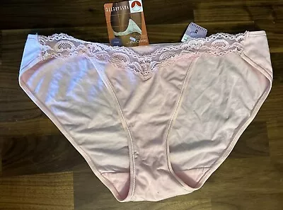 Vtg Vassarette String Bikini Panties Sz 8 Pink Lace Cotton NWT • $22.50