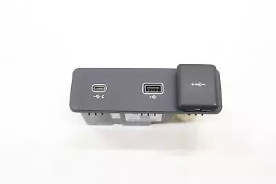 2015 - 2022 Land Rover Discovery Sport Console Auxiliary Jack & Usb Switch Oem • $64.65