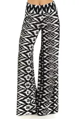 Palazzo Pant Wide Leg Black And White Tribal Print Silky Yoga Pants Size Small • $12.71