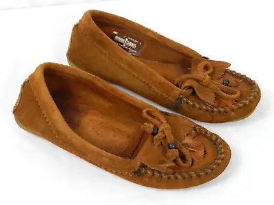 Minnetonka Moccasins Shoes Womens Size 7 Brown Suede Feather Slip-on • $24.99