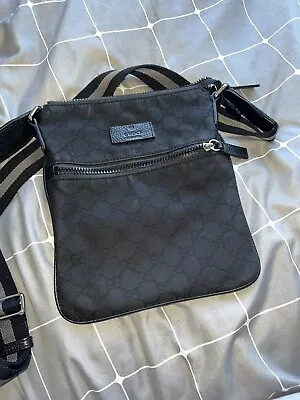 £400 • Buy Gucci Pouch 