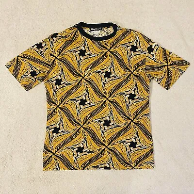 Vintage Salvatore Ferragamo Leopard Print Gold T-Shirt Men’s Size Medium • $90