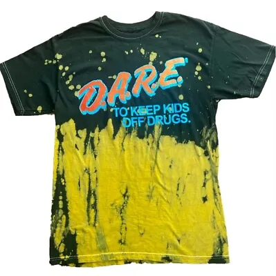 $15.99 • Buy D.A.R.E Retro Dip Dye Short Sleeve T-shirt Mens Black Combo