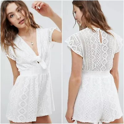 $29.95 • Buy OYSHO Spanish Label WHITE Crochet LACE ROMPER 8 Boho Festival Jumpsuit Shorts