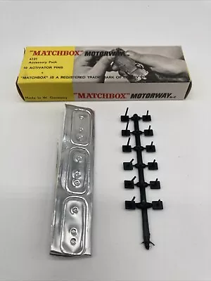 Matchbox Motorway Accessory Pack 6101 Activator Pins Full Box Of 10 NOS • $19.99