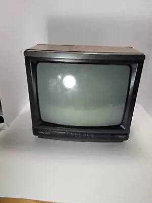 Retro Gaming TV Small 13  - Magnavox 13S401-00AA CRT TV  Television Old School  • $49.99