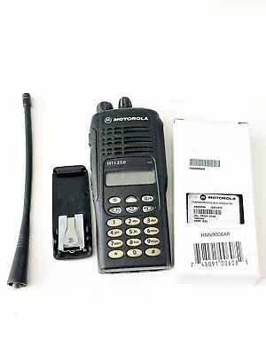 Motorola HT1250 UHF AAH25RDH9AA6AN Two Way Radio 403-470Mhz #3 • $129.99