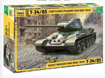 Zvezda 1/35 Scale Soviet Medium Tank T-34/85 (new Molds) • £24.19