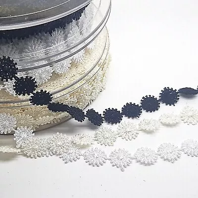 12mm Guipure Daisy Flowers Embroidered Lace Edging Trim Floral Applique Motif • £4.95