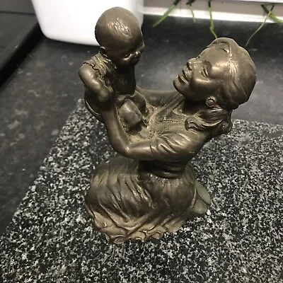 VINTAGE MENTON MANOR MOTHER With BABY FIGURINE (COLD CAST BRONZE) Model M18713 • £10